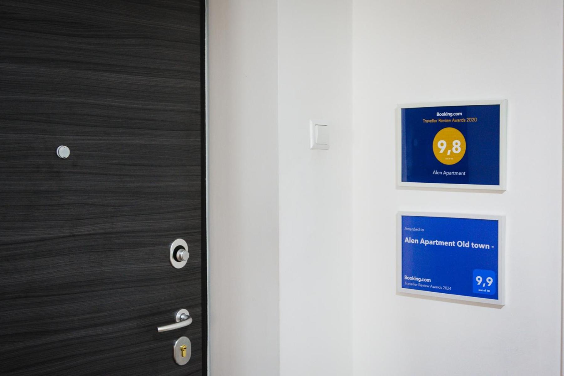 Alen Apartment Old Town - Free Parking Sarajevo Ngoại thất bức ảnh